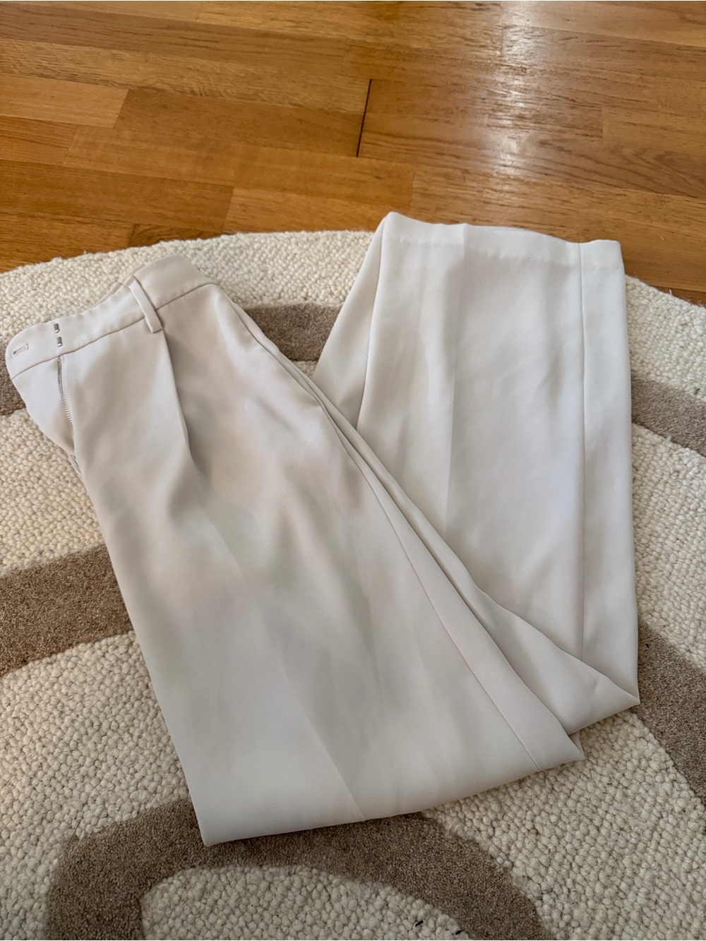 Babaton Off-White Effortless Pant